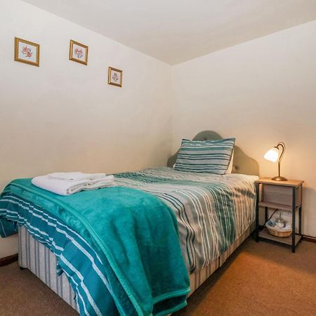 Thistle Selby Bagian luar foto